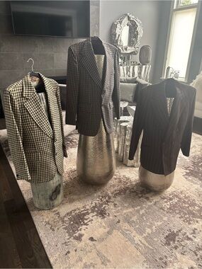 Authentic vintage 1970s museum quality madman style blazers size small